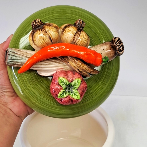 - Vintage ceramic” 5th Ave” handpainted canister set " Garden Harvest" - Picture 2 of 16